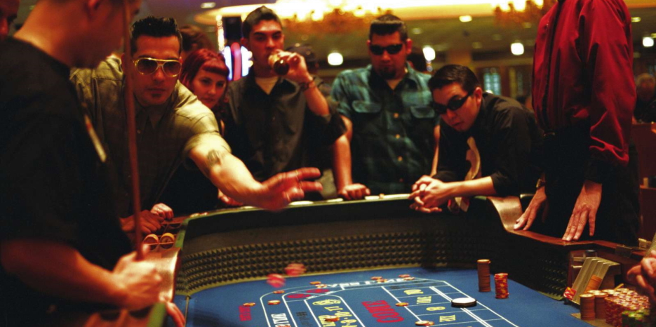 play casino games
